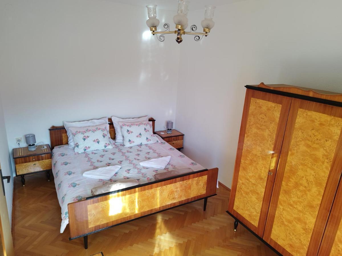 Milka Apartment Kotor Eksteriør bilde
