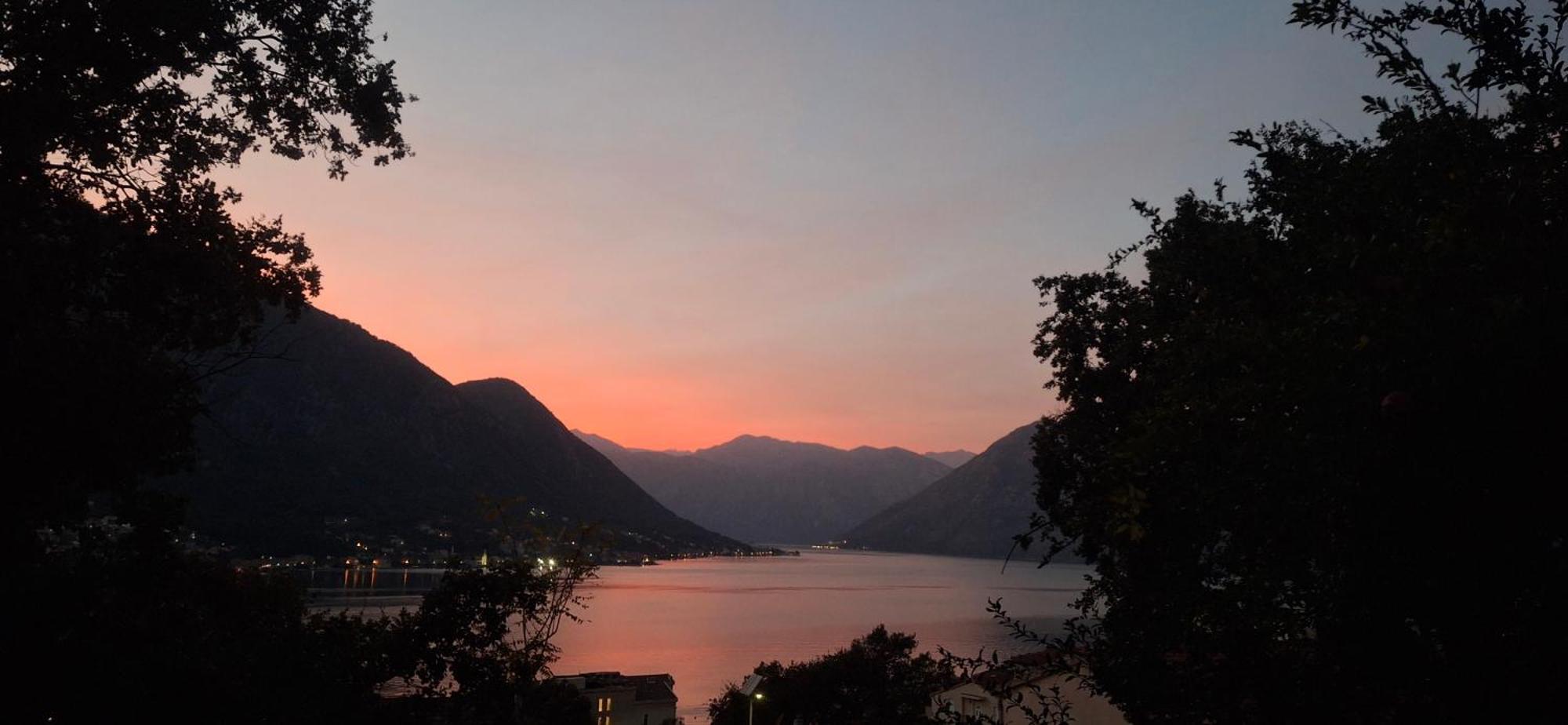Milka Apartment Kotor Eksteriør bilde